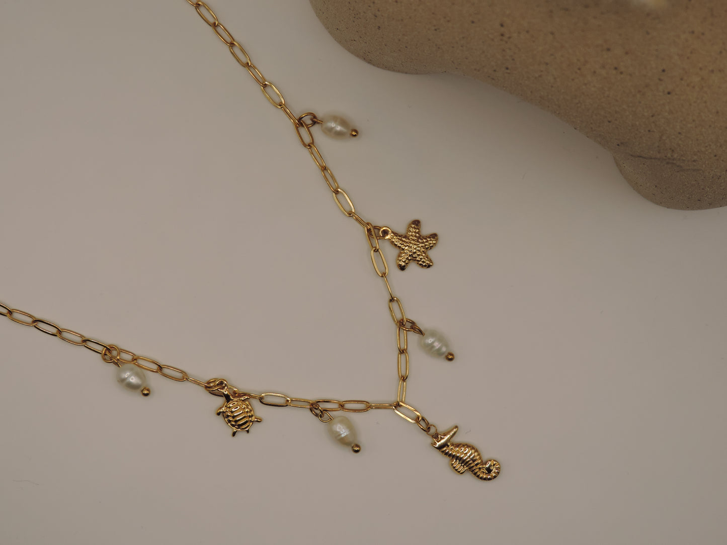 COLLIER MARYAM