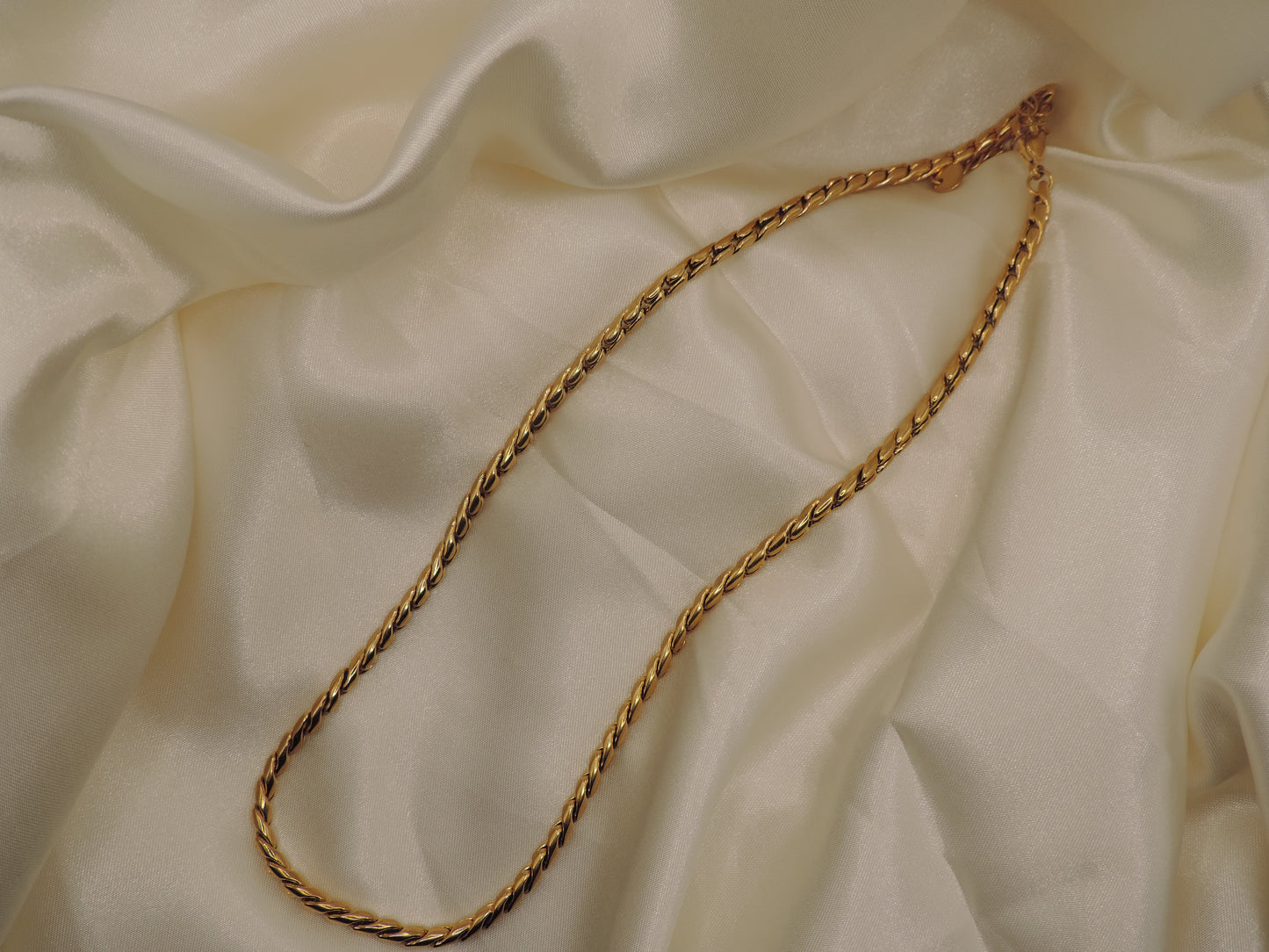 COLLIER YASMINE