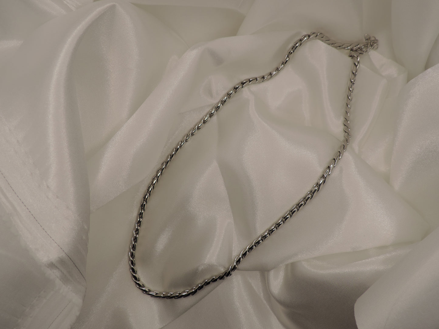 COLLIER YASMINE