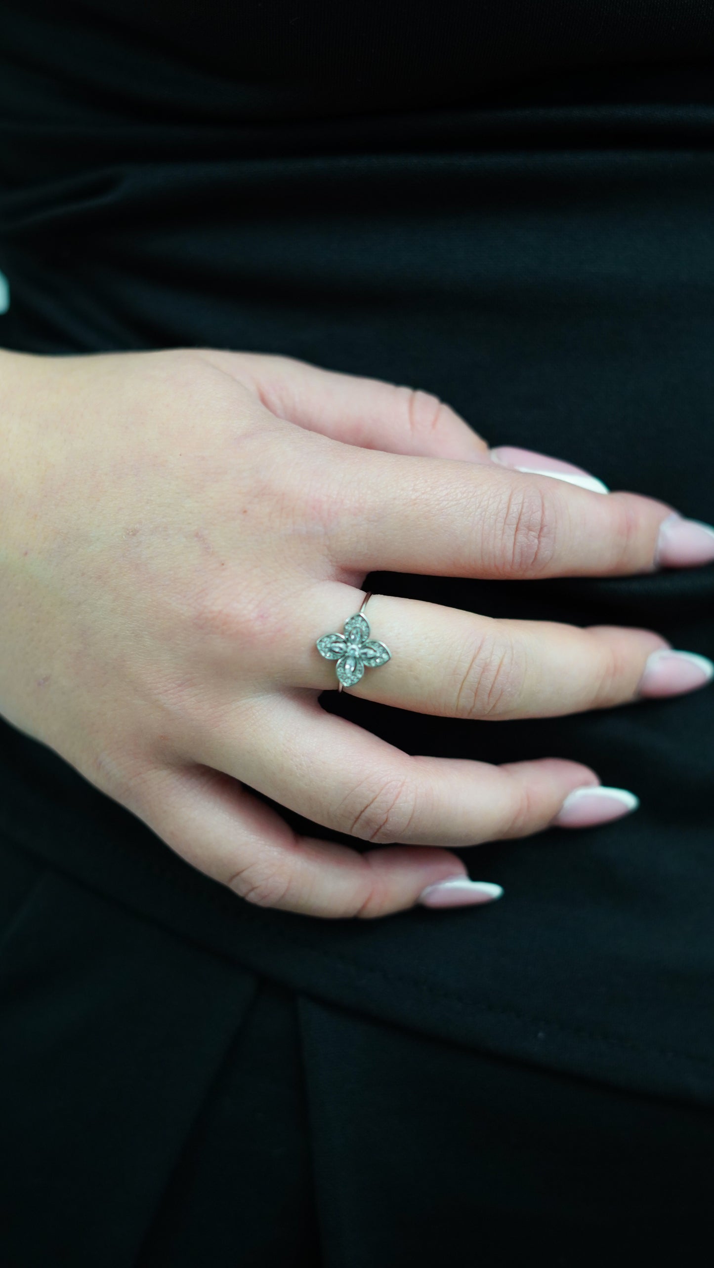 BAGUE NEALA