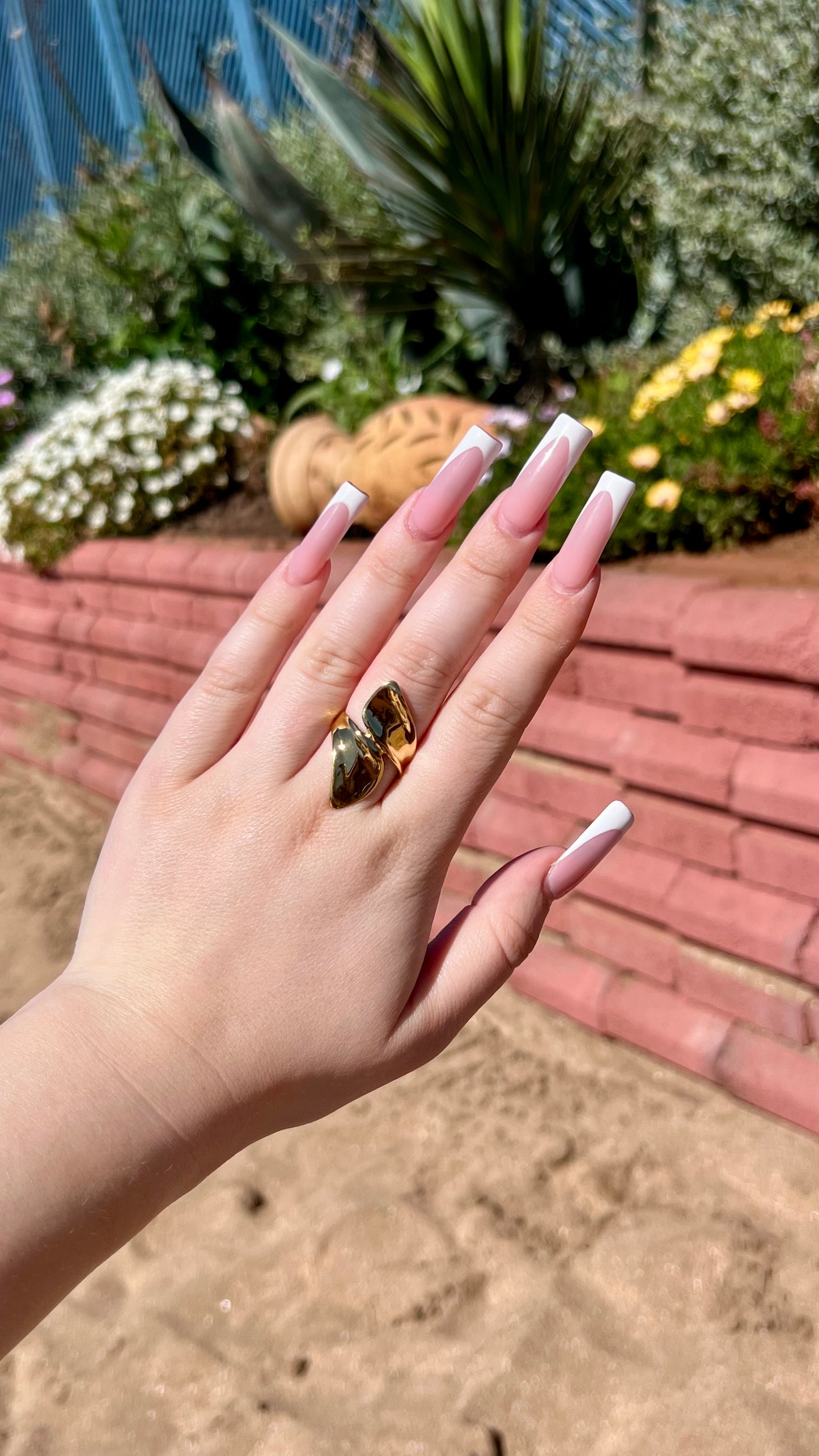 BAGUE NAYA