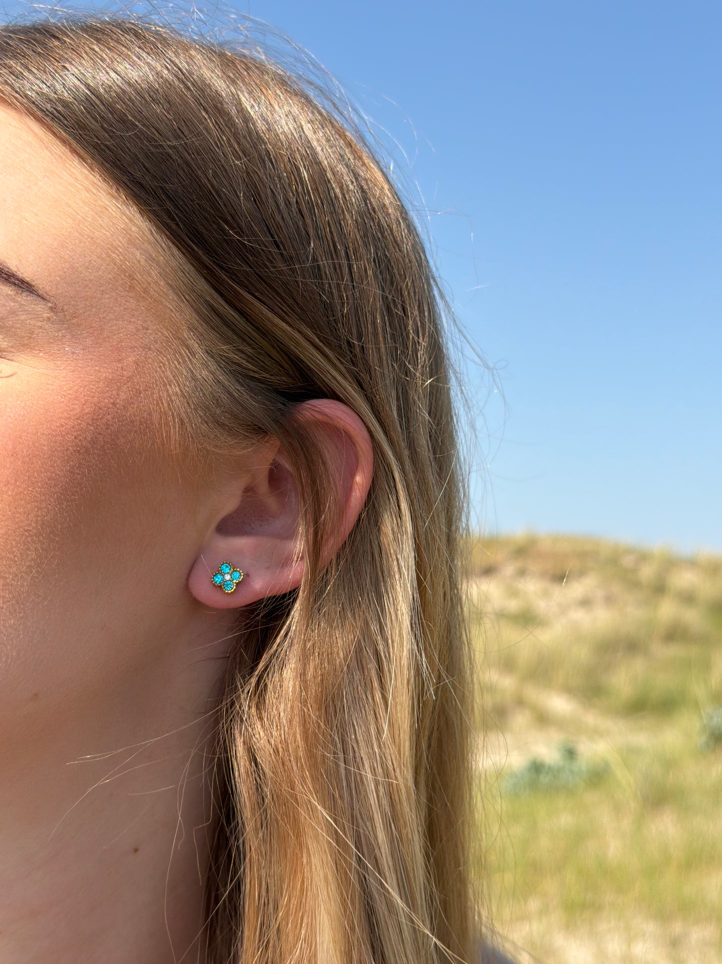 BOUCLES D'OREILLES ÉCLAT LIGHT BLUE