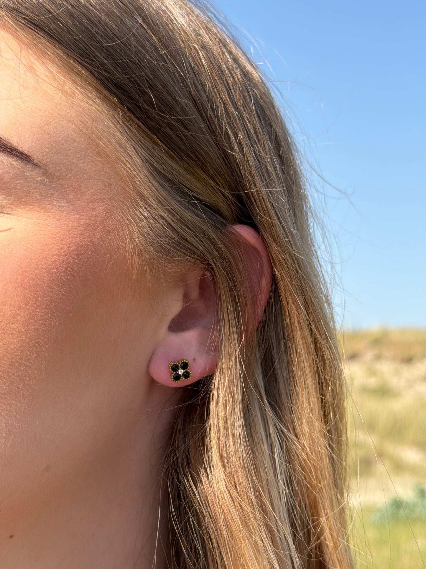 BOUCLES D'OREILLES ÉCLAT BLACK
