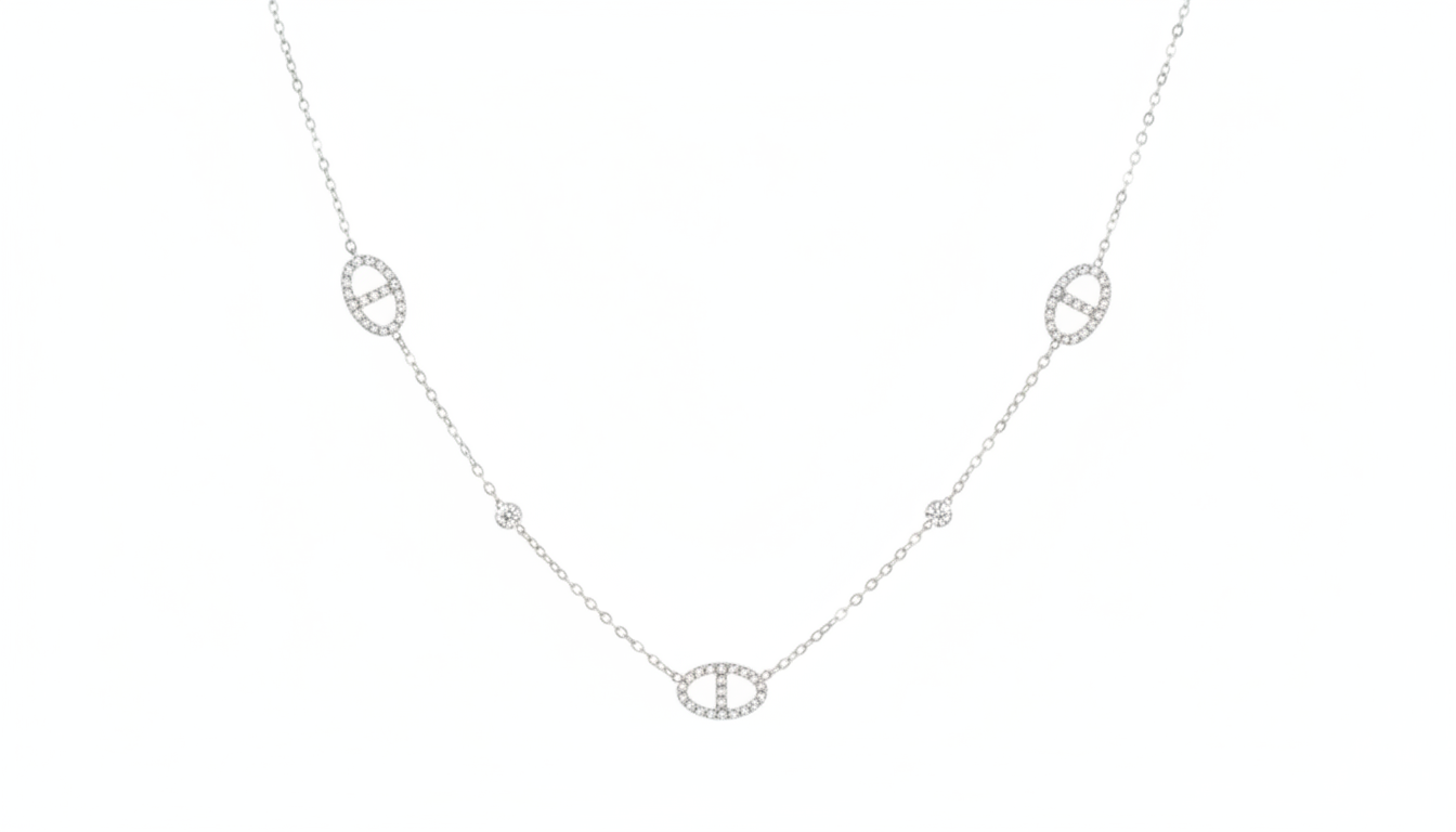 COLLIER LYANA